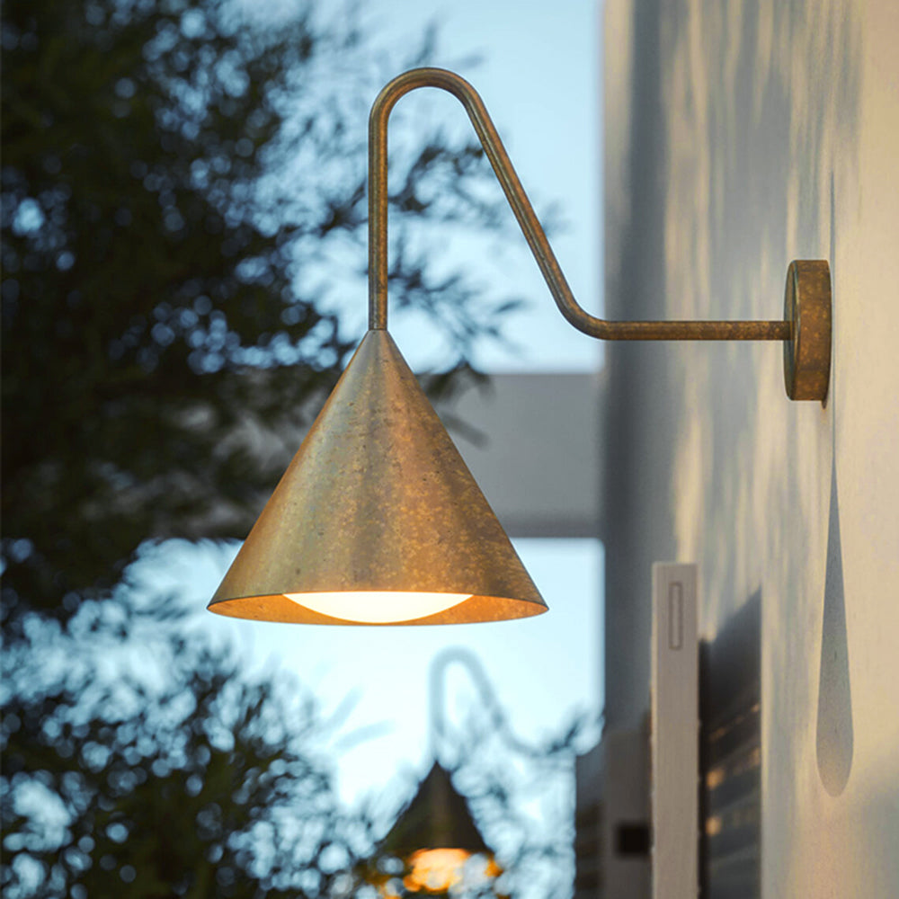 Ray Modern Minimalist Cone Metal Outdoor Waterproof Wall Lamp，Black/Gold - Lamp Copper
