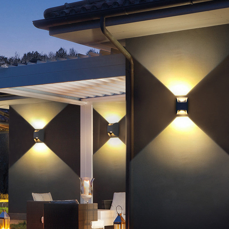 Ray Minimalist Up/Down Metal Outdoor Wall Lamp, Black - Lamp Copper
