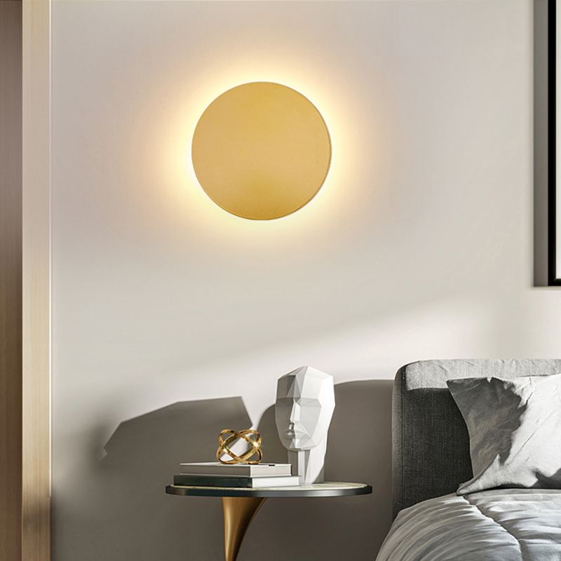 Arisha Minimalist Round Wall Mounted Lamp, Metal, Bedside/Living Room - Lamp Copper