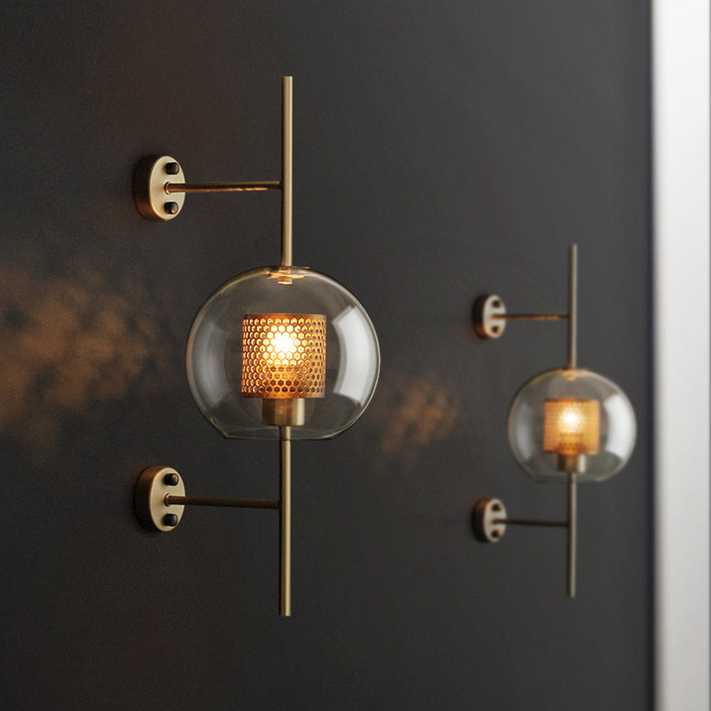 Kiri Industrial Classy Global Clear Glass Wall Lamp - Lamp Copper