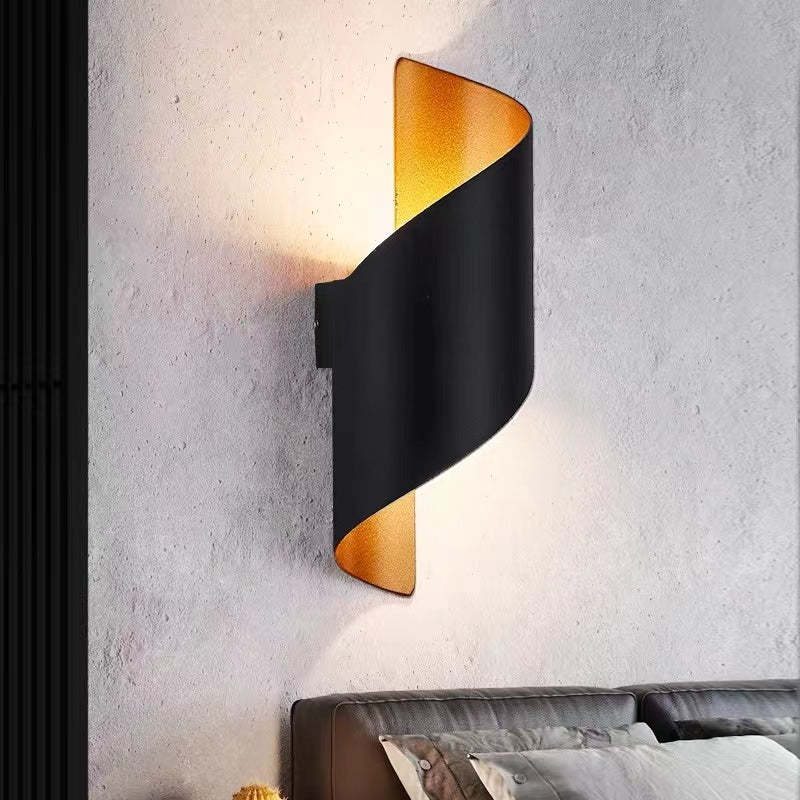 Travin Modern Conch Shape Spiral Outdoor Wall Lamp, Black/White/Gold - Lamp Copper
