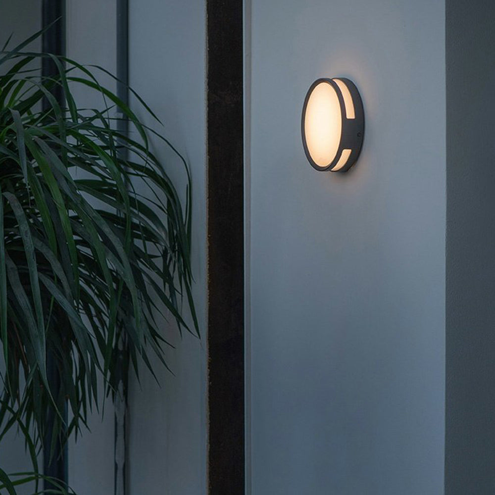 Ray Modern Round Metal/Acrylic Outdoor Waterproof Wall Lamp, Black - Lamp Copper