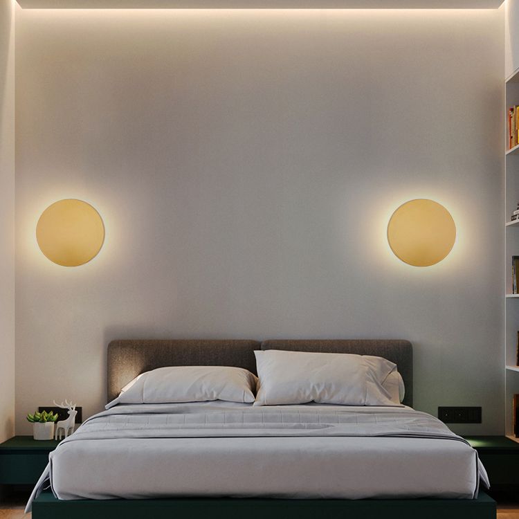 Arisha Minimalist Round Wall Mounted Lamp, Metal, Bedside/Living Room - Lamp Copper