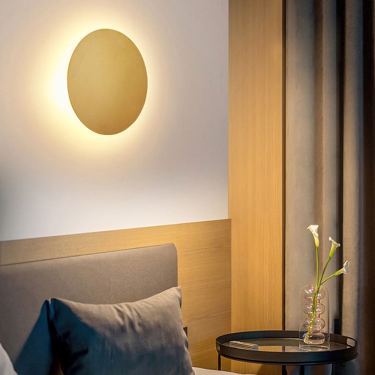 Arisha Minimalist Round Wall Mounted Lamp, Metal, Bedside/Living Room - Lamp Copper