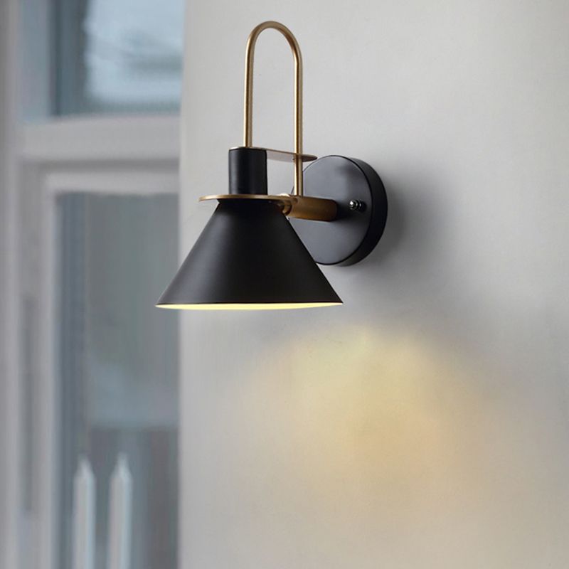 Valentina Vintage Horn Shape Metal Wall Lamp, Living room/Bedroom/Bathroom - Lamp Copper