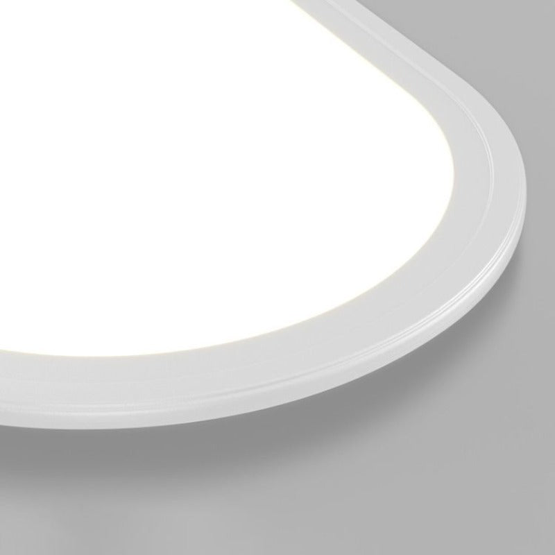 Rilo Oval Ceiling Light - Lamp Copper