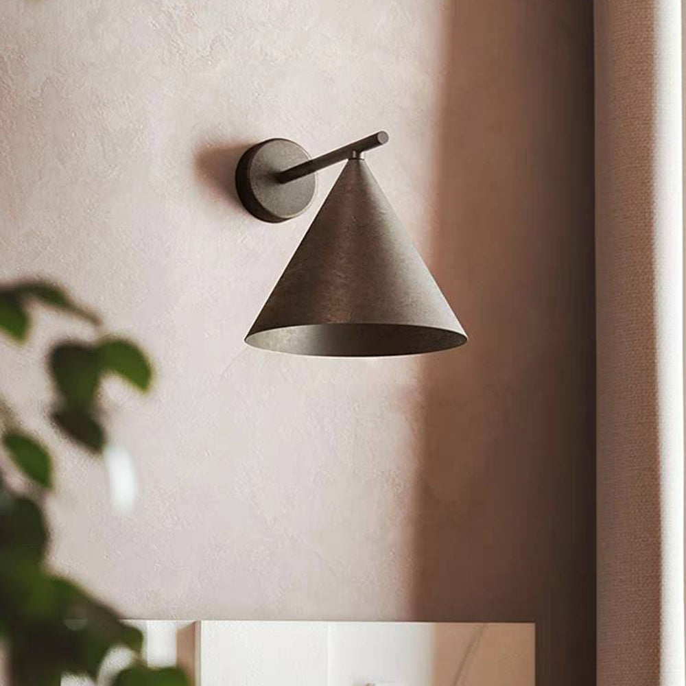 Ray Modern Minimalist Cone Metal Outdoor Waterproof Wall Lamp，Black/Gold - Lamp Copper