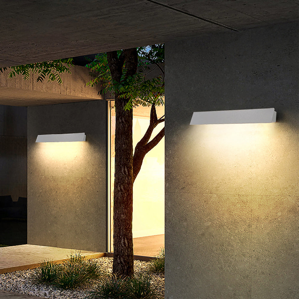 Ray Industrial Linear Metal Outdoor Wall Lamp, Black/White - Lamp Copper