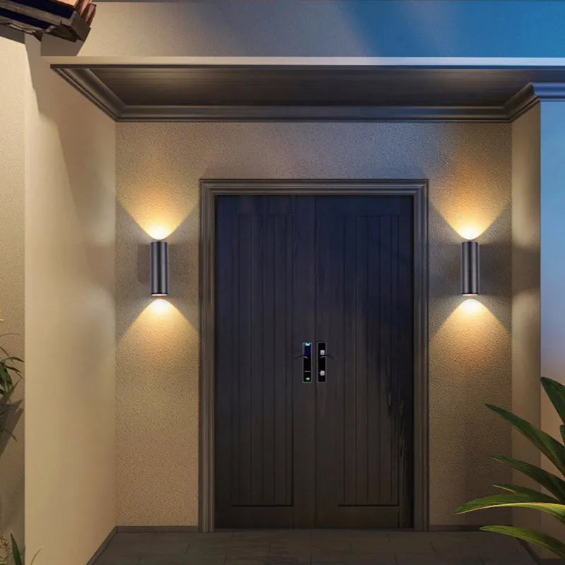 Kren Minimalist Metal Double-headed Outdoor Wall Lamp, Black - Lamp Copper