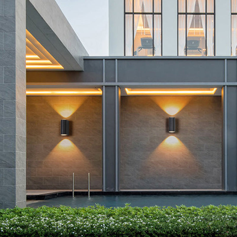 Tavon Minimalist Metal Square Outdoor Wall Lamp, Black - Lamp Copper