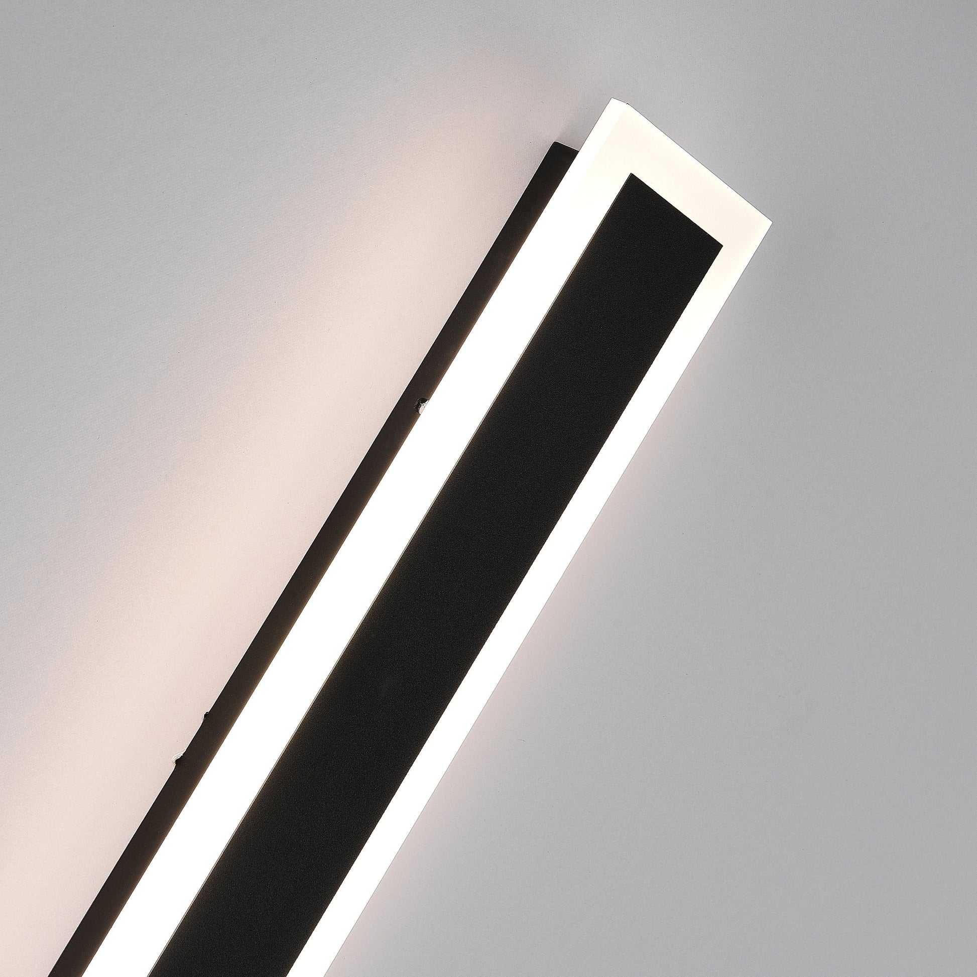 Vynn Linear Outdoor Wall Lamp - Lamp Copper