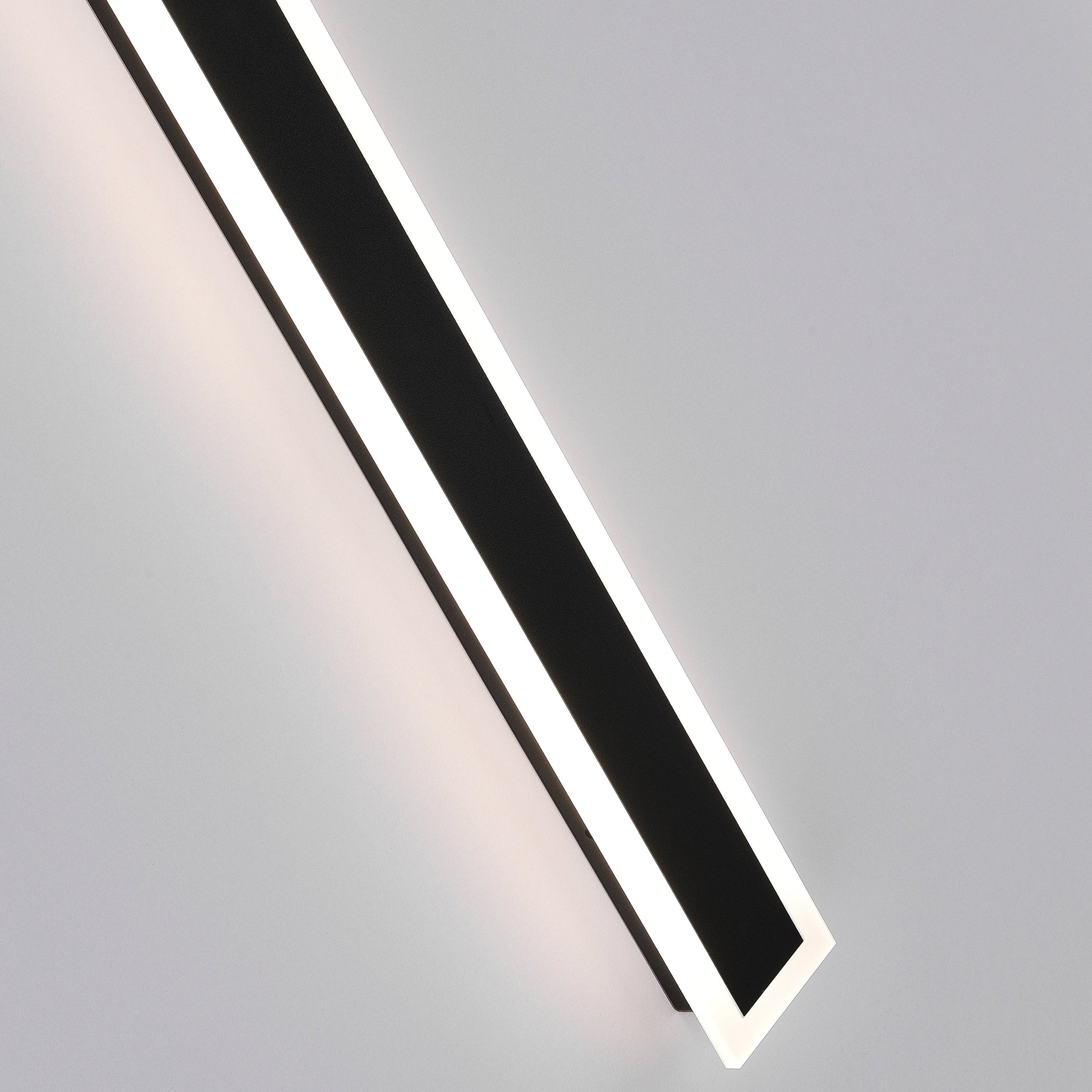 Vynn Linear Outdoor Wall Lamp - Lamp Copper