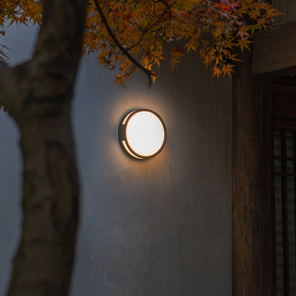 Ray Modern Round Metal/Acrylic Outdoor Waterproof Wall Lamp, Black - Lamp Copper