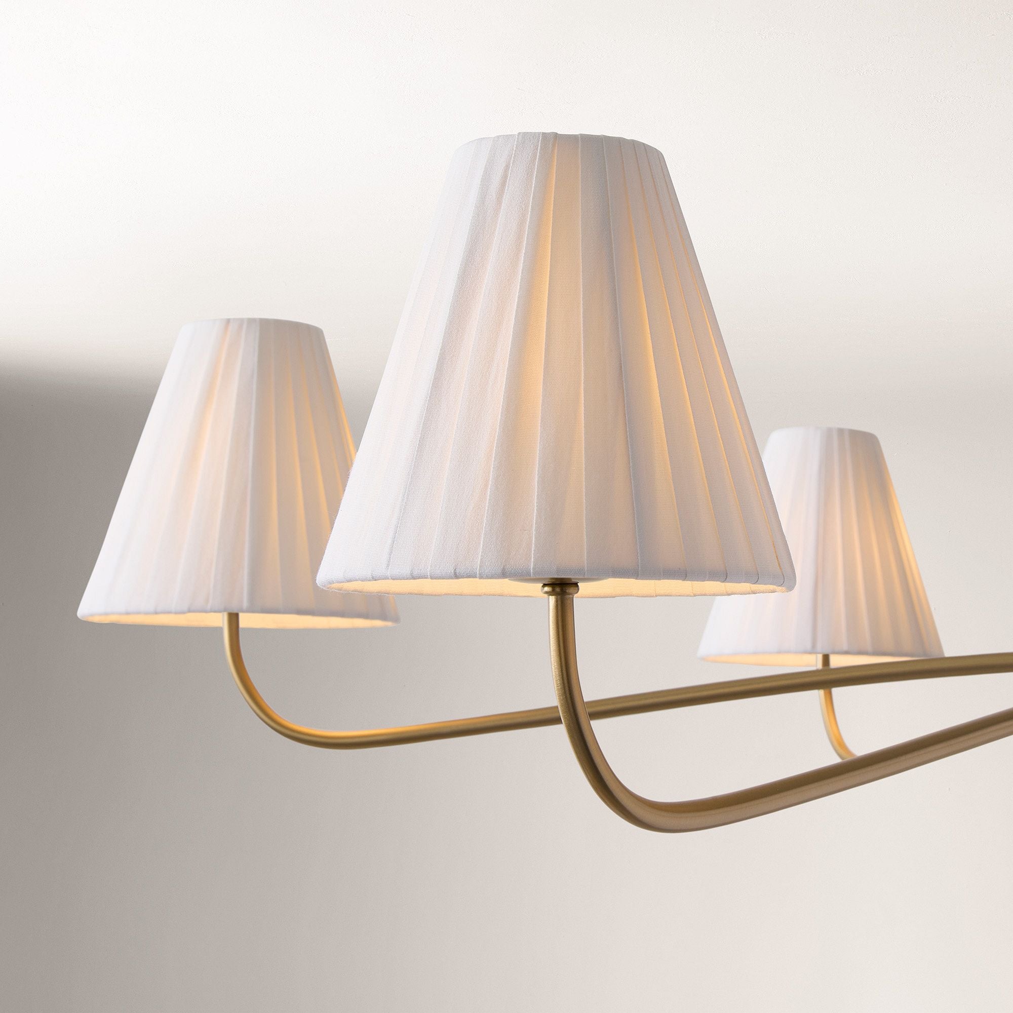 Fibura Pleated Shade Chandelier for Traditional Dining Room