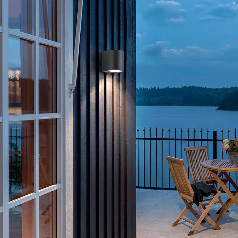 Tavon Minimalist Metal Square Outdoor Wall Lamp, Black - Lamp Copper