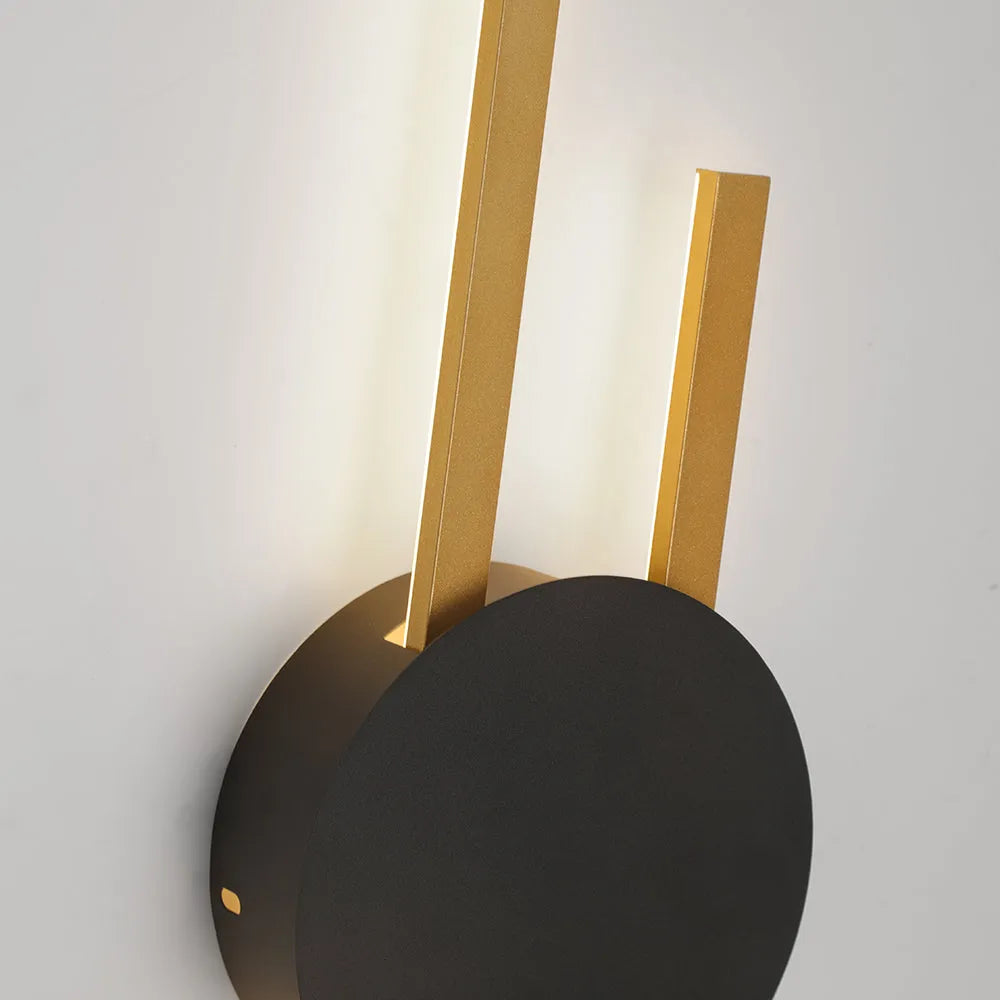 Saela Modern Linear 2 Colour Metal Wall Lamp - Lamp Copper
