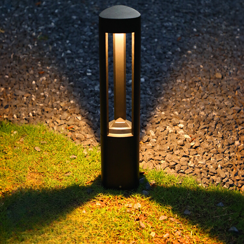Ray Contemporary Metal Triangular Hollow Outdoor Path Light, Black - Lamp Copper
