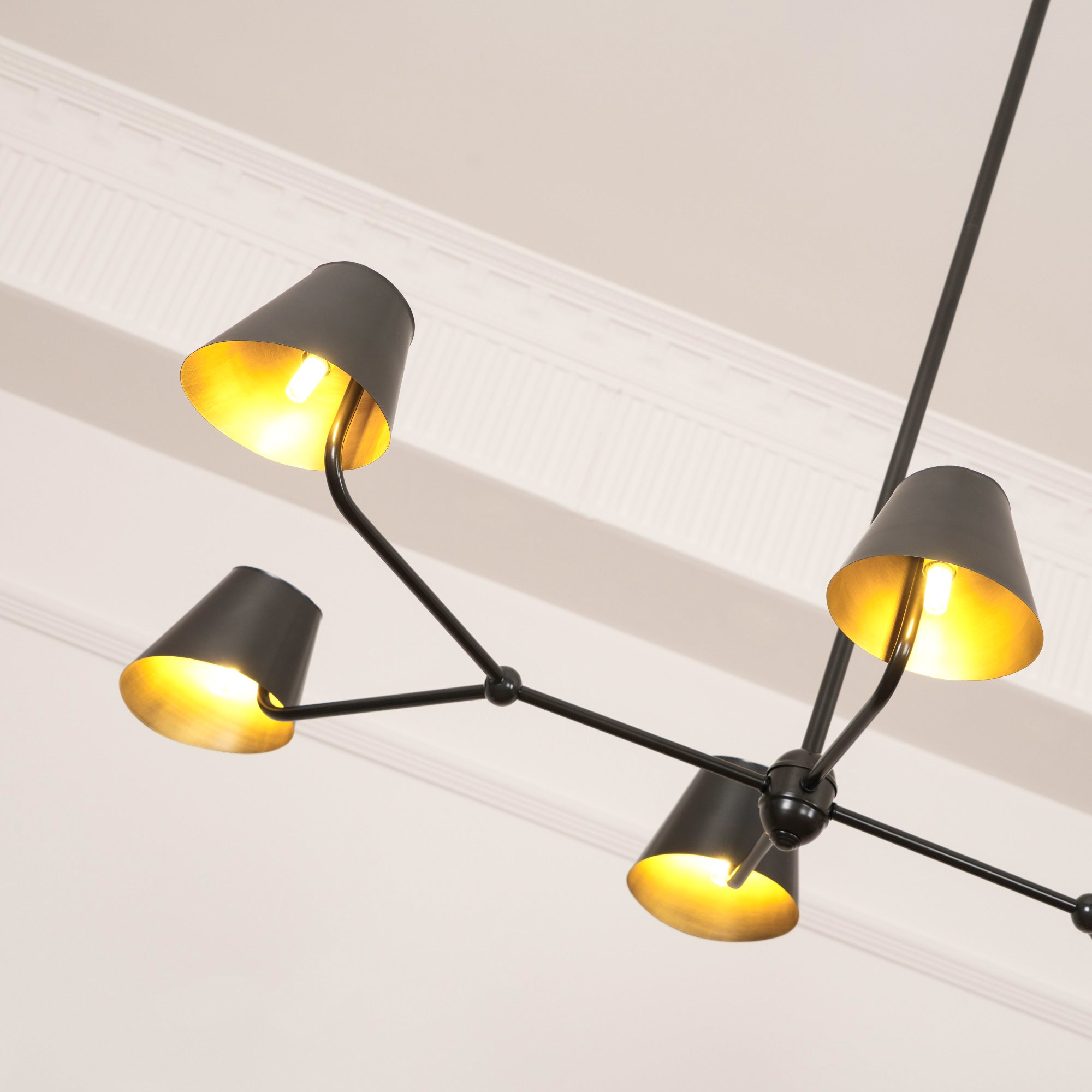 Vemarora Vintage Industrial Linear Metal Chandelier - Lamp Copper