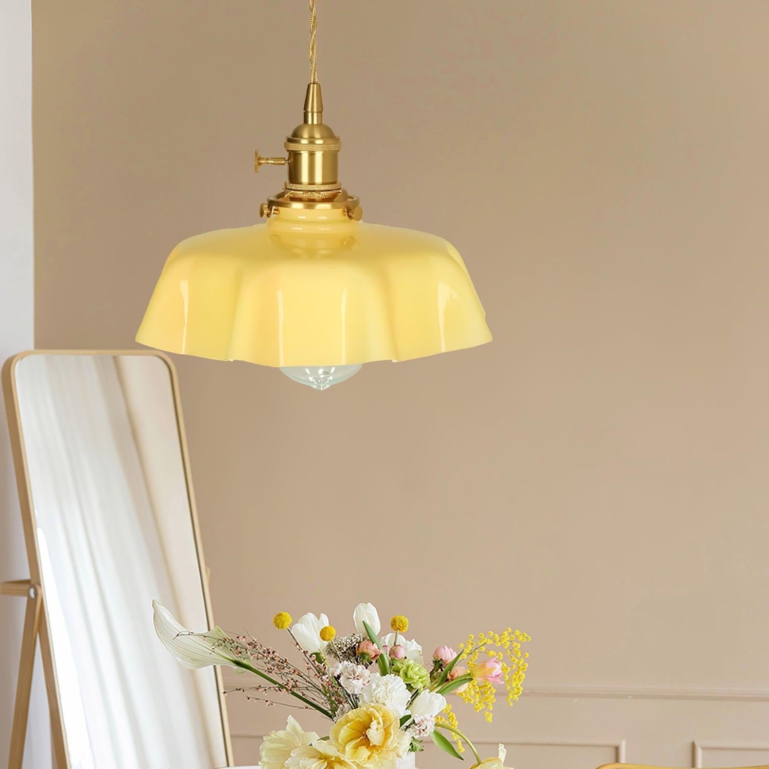 Civen Farmhouse Ruffled Pendant Light - Lamp Copper