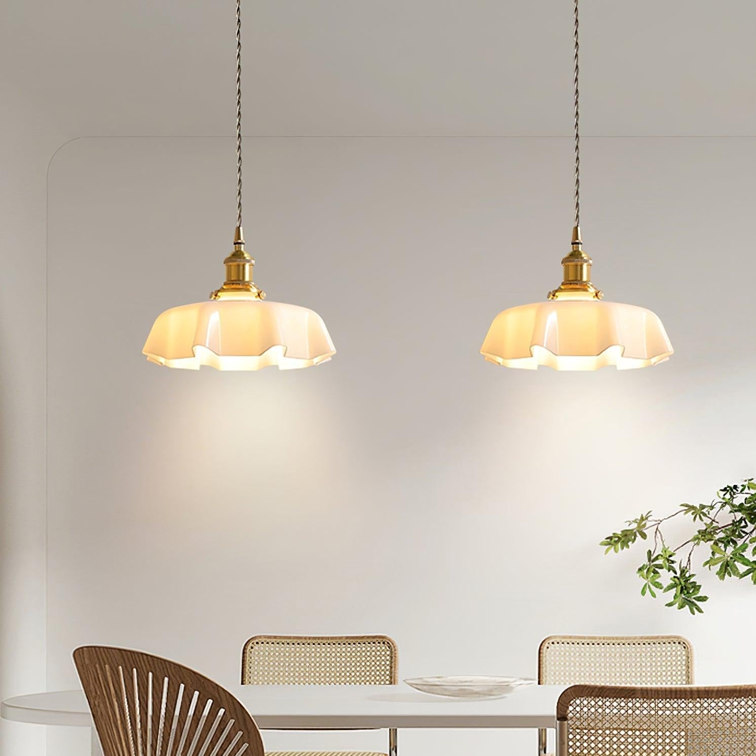 Civen Farmhouse Ruffled Pendant Light - Lamp Copper