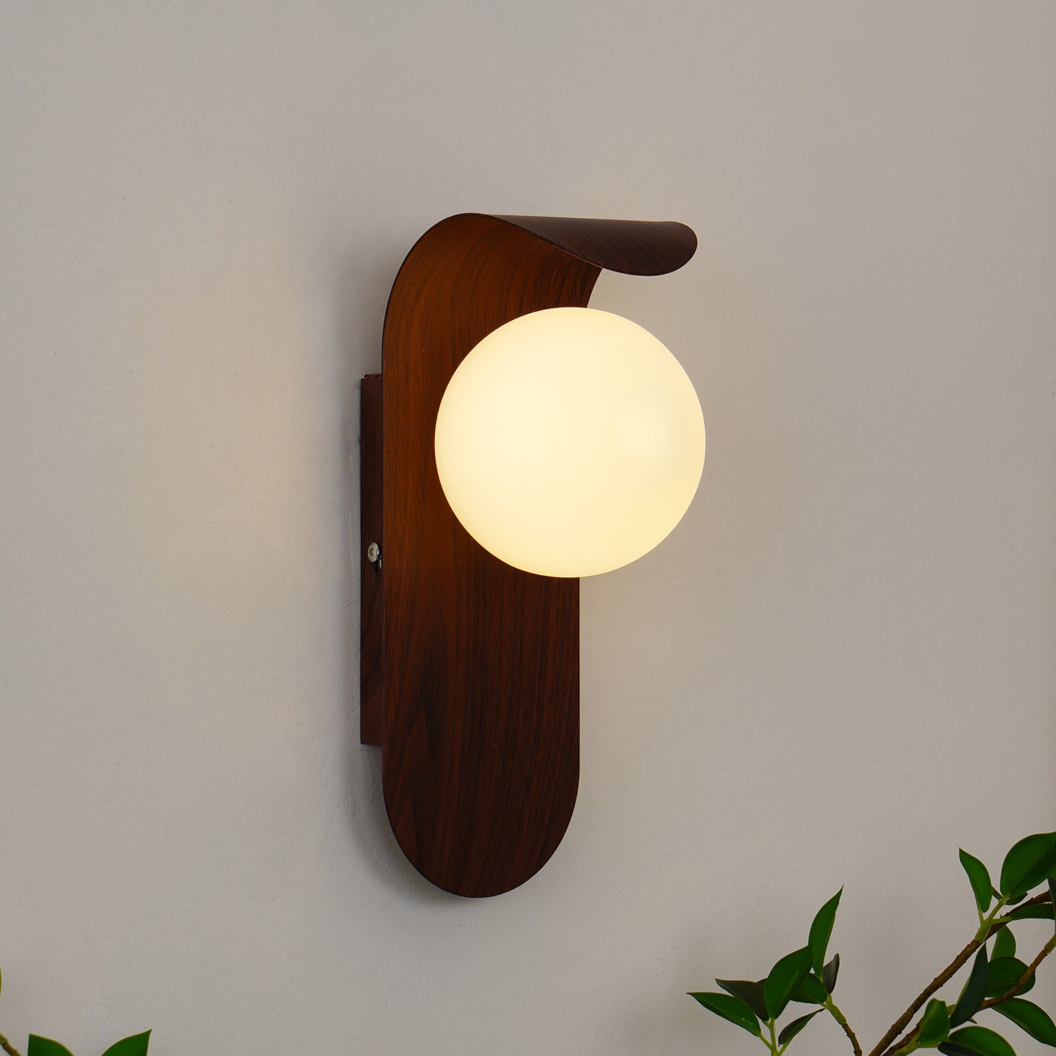 Exuro Indoor Wall Lamp Wood / Walnut - Lamp Copper