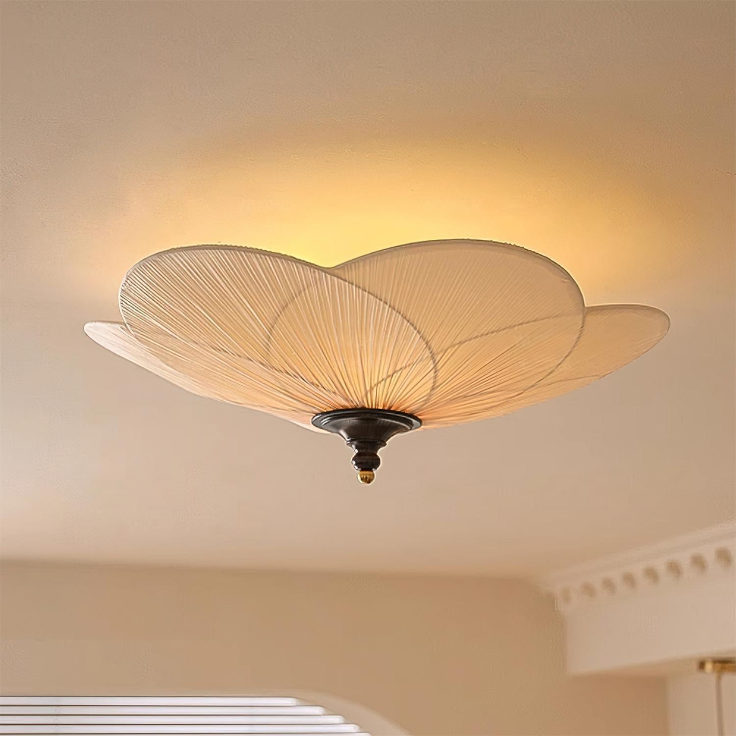 Evola Petal-Inspired Flush Mount Ceiling Light - Lamp Copper