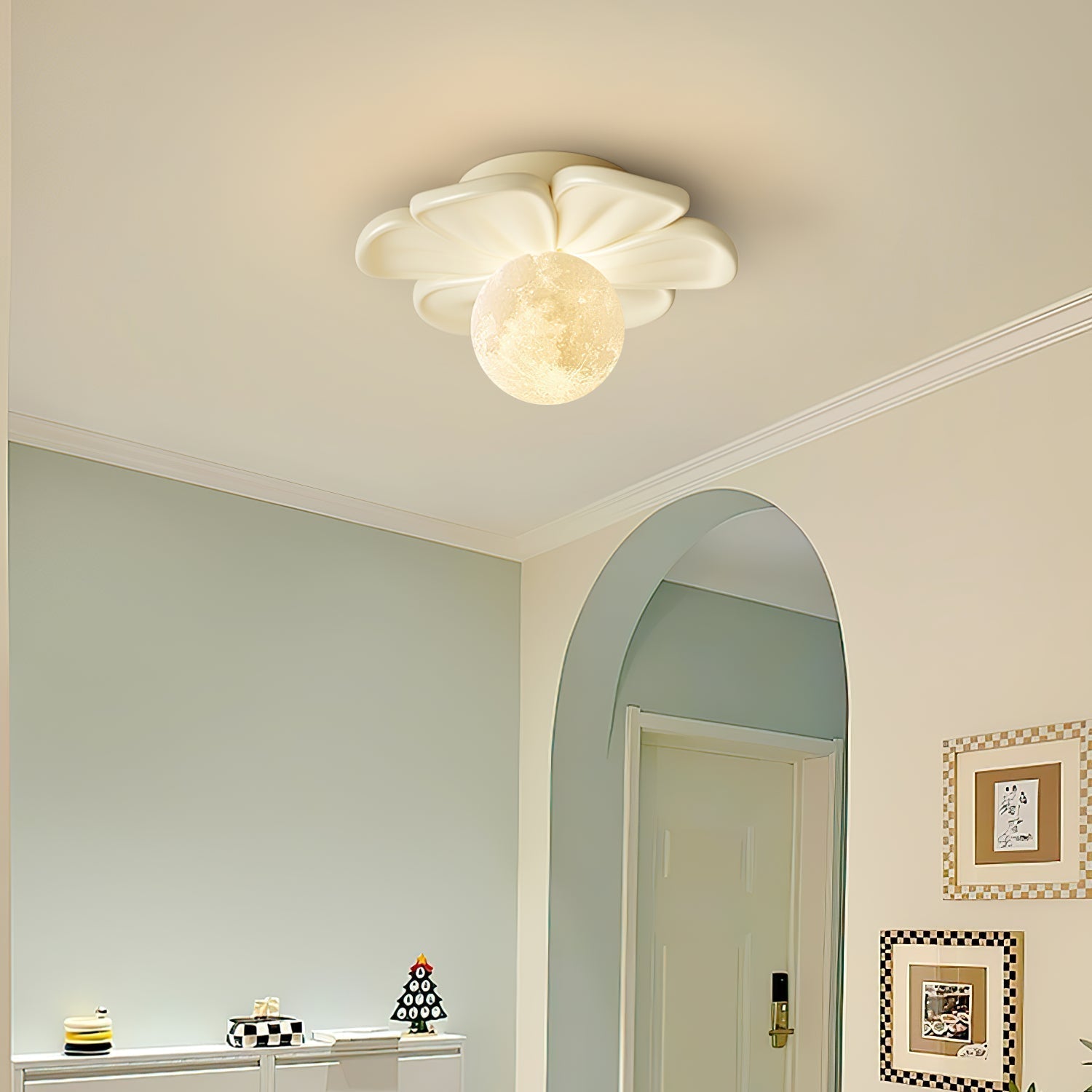 Quip Individual Creativity Bloom Flower Resin Ceiling Lamp - Lamp Copper