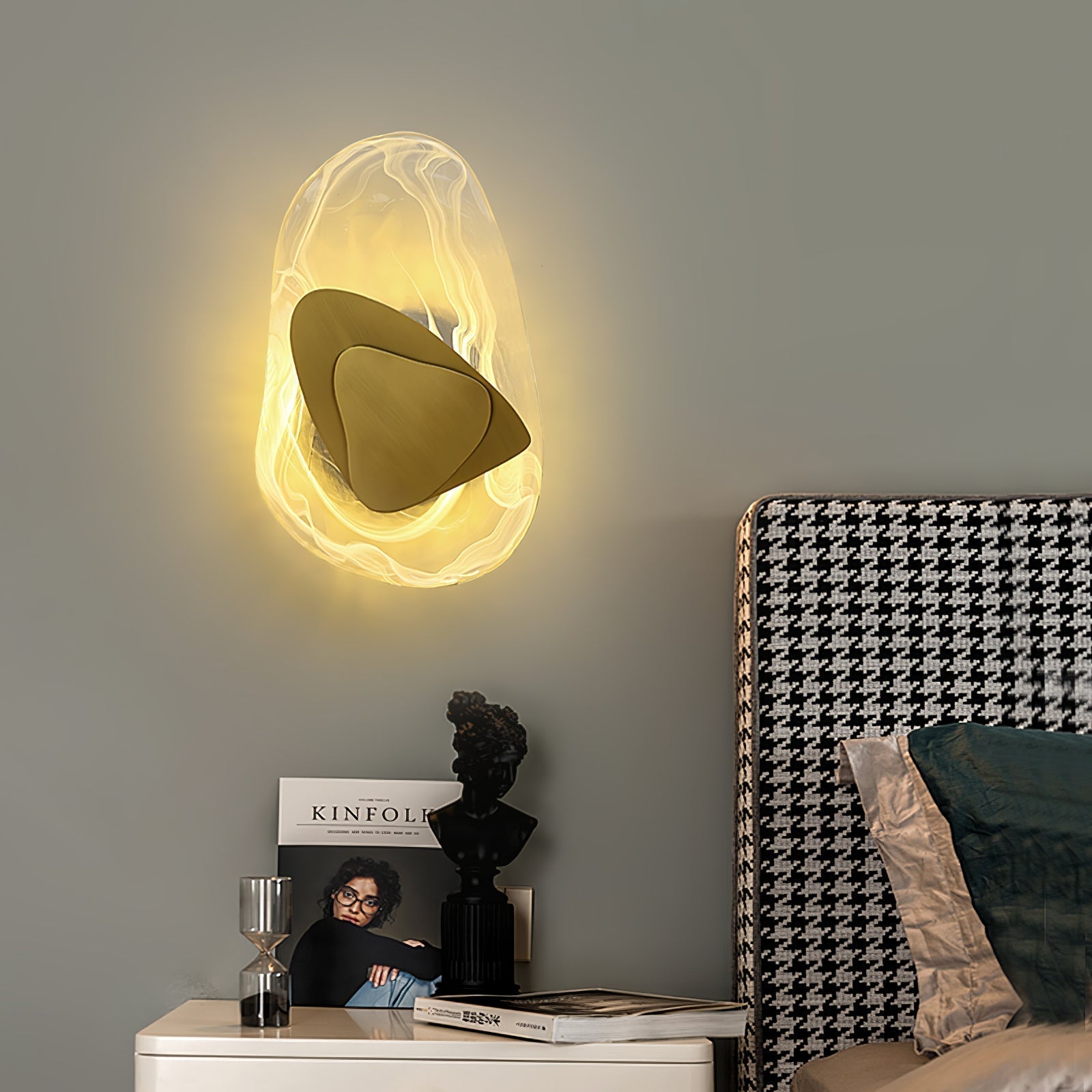 Beatrice Artistic Black Glass Wall Lamp - Lamp Copper