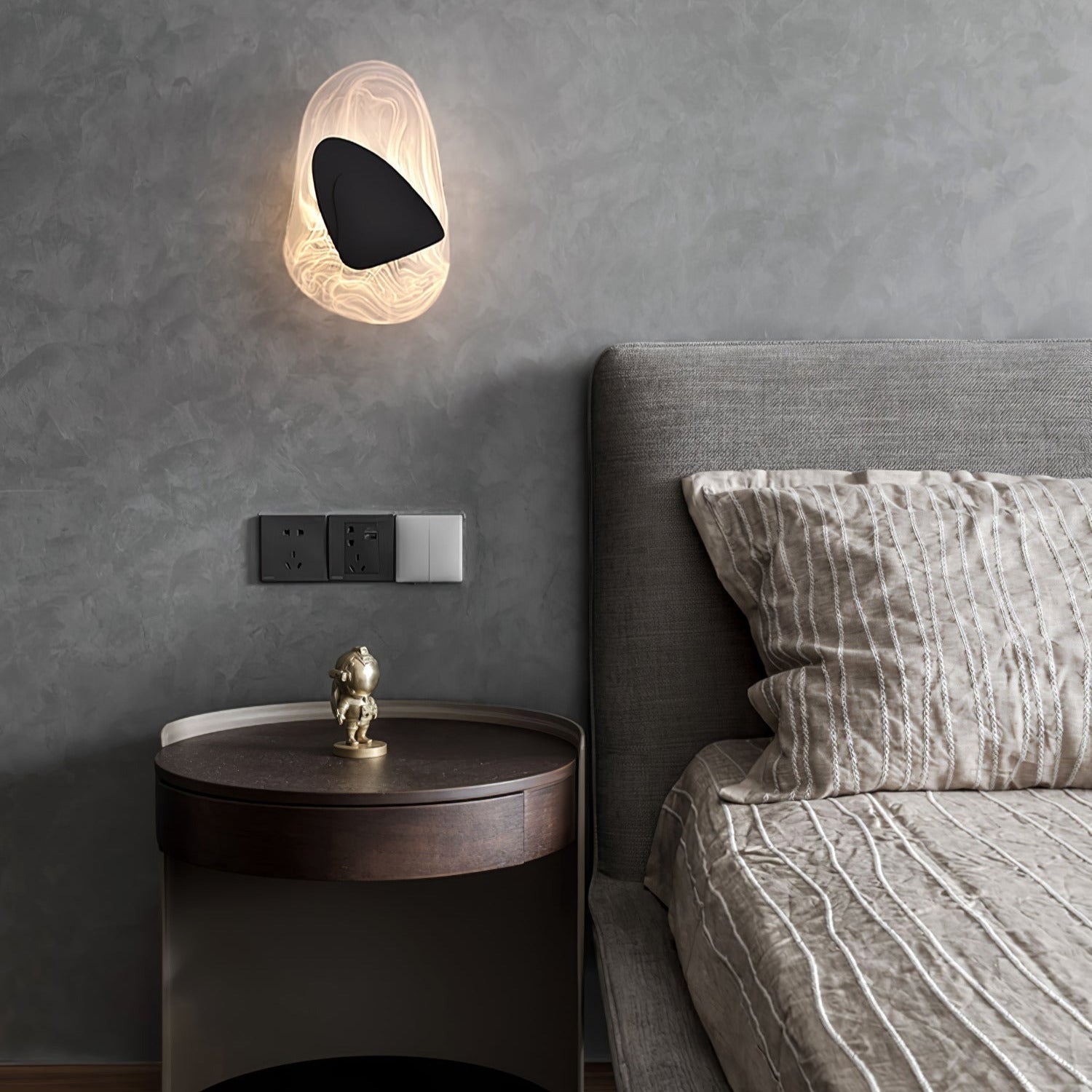 Beatrice Artistic Black Glass Wall Lamp - Lamp Copper