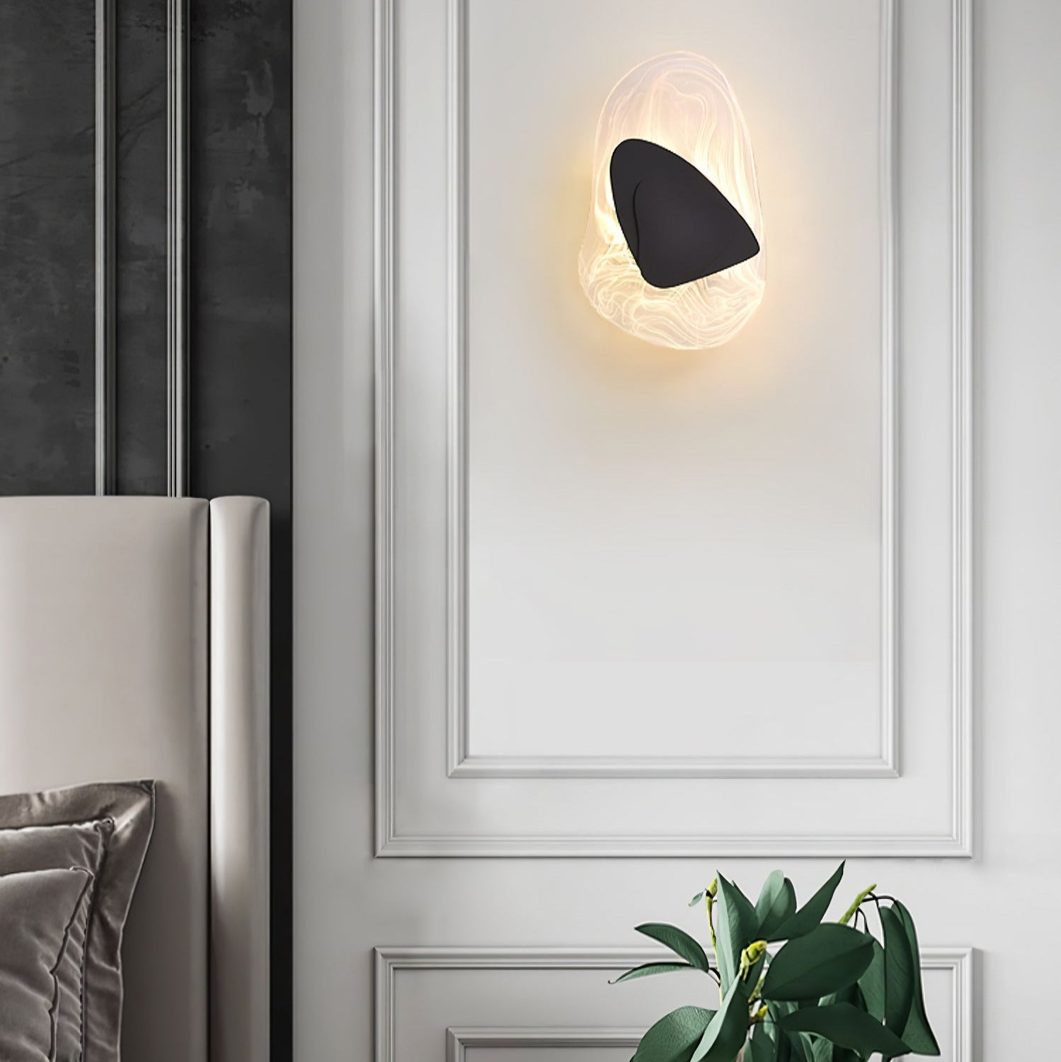 Beatrice Artistic Black Glass Wall Lamp - Lamp Copper