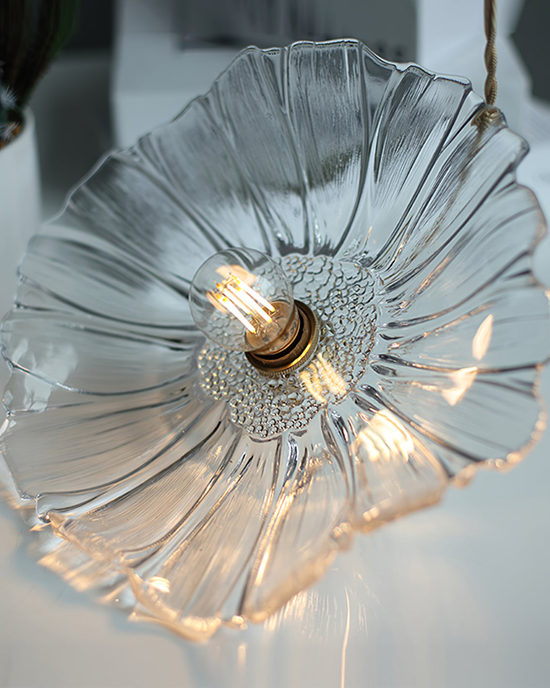 Aurvarira Modern Minimalist Art Brass Glass Pendant Lamp - Lamp Copper