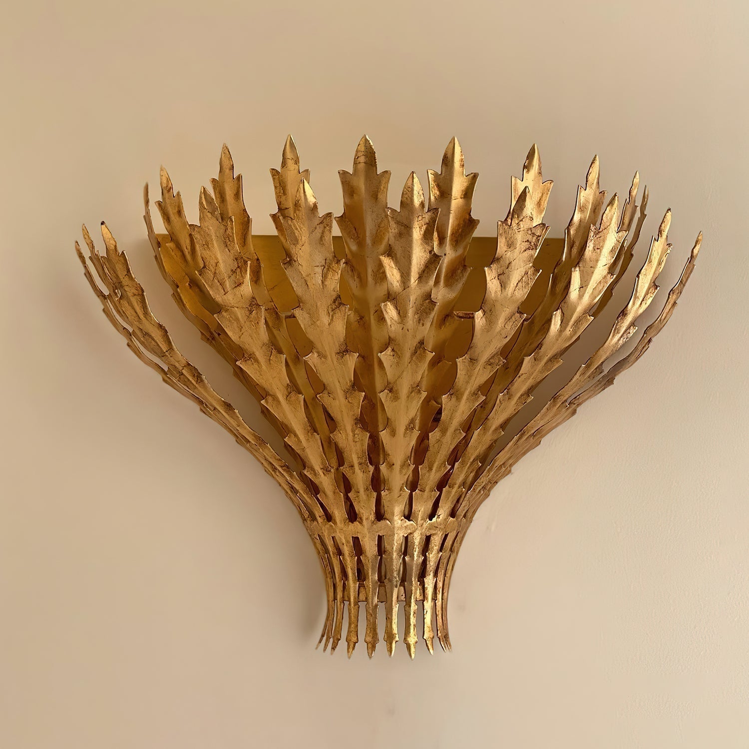 Wall Light Handmade Leaf Motif Metal Body Elegant Sconce - Lamp Copper