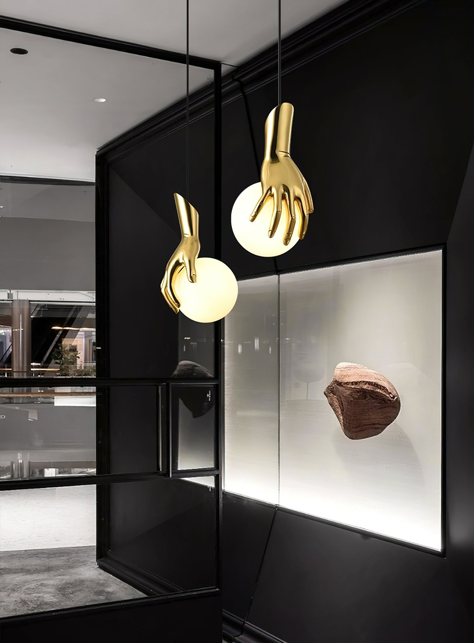Avnorira Hand Holding Globe Brass Glass Pendant Light - Lamp Copper