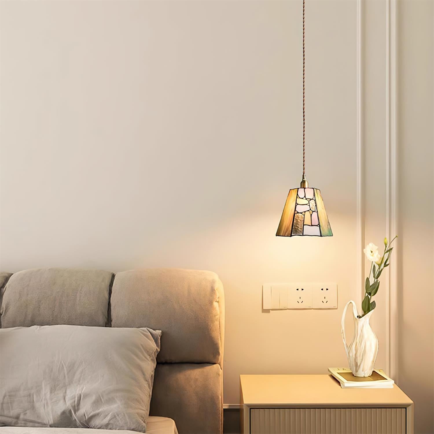 Mavine Tiffany-Style Stained Glass Pendant Light - Lamp Copper