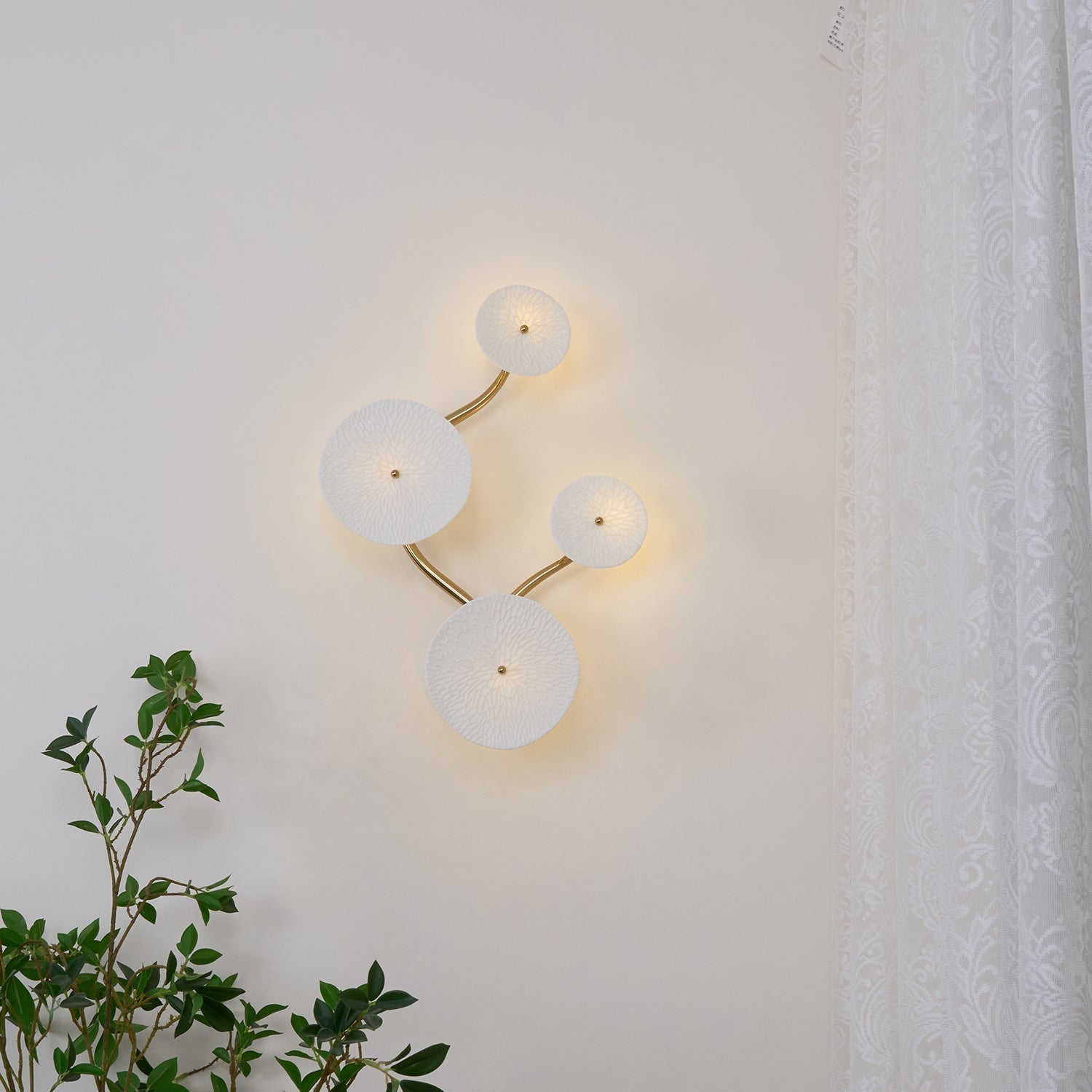 Kaivo Lotus Petal Wall Lamp - Lamp Copper