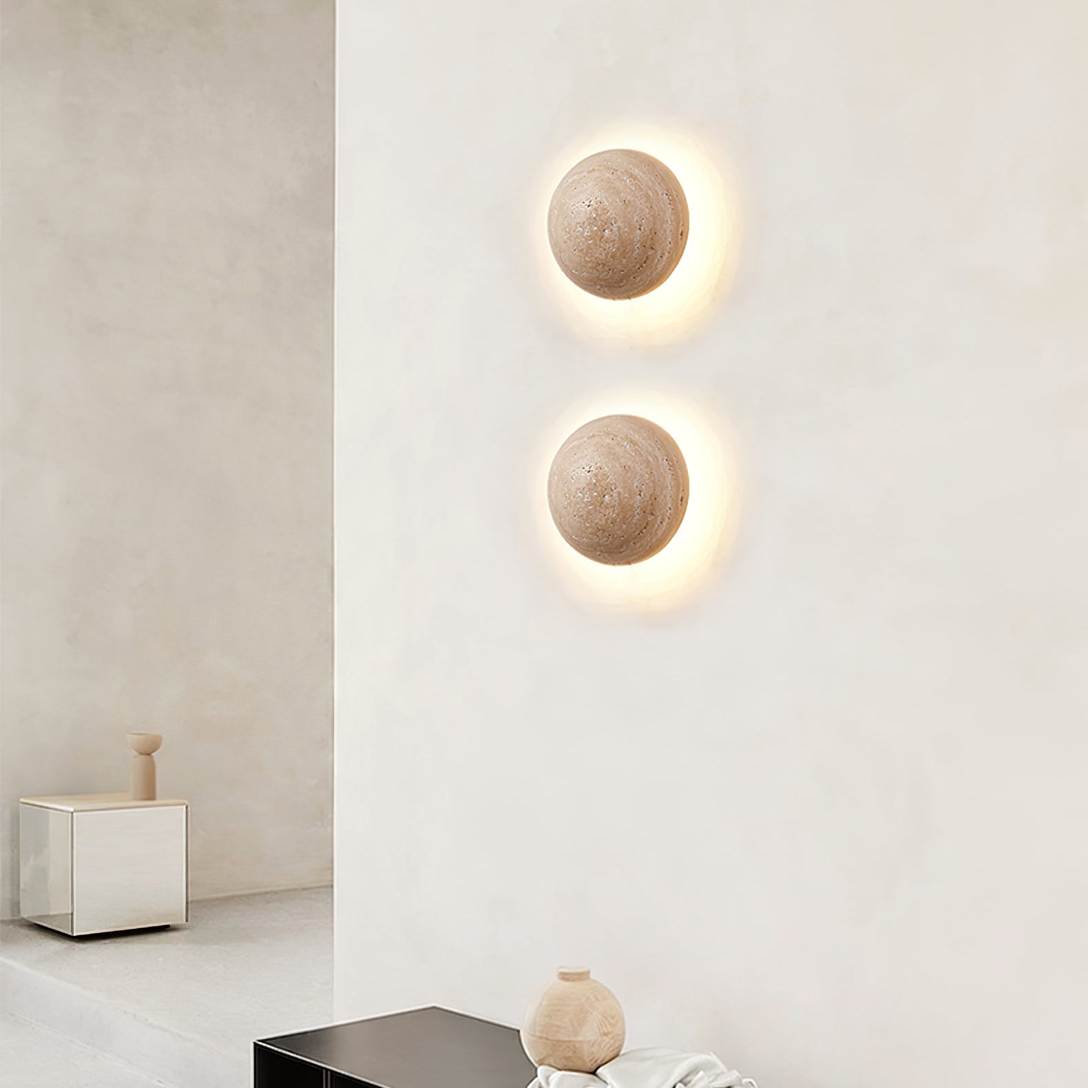 Nyvarion Minimalist Travertine Wall Light - Lamp Copper