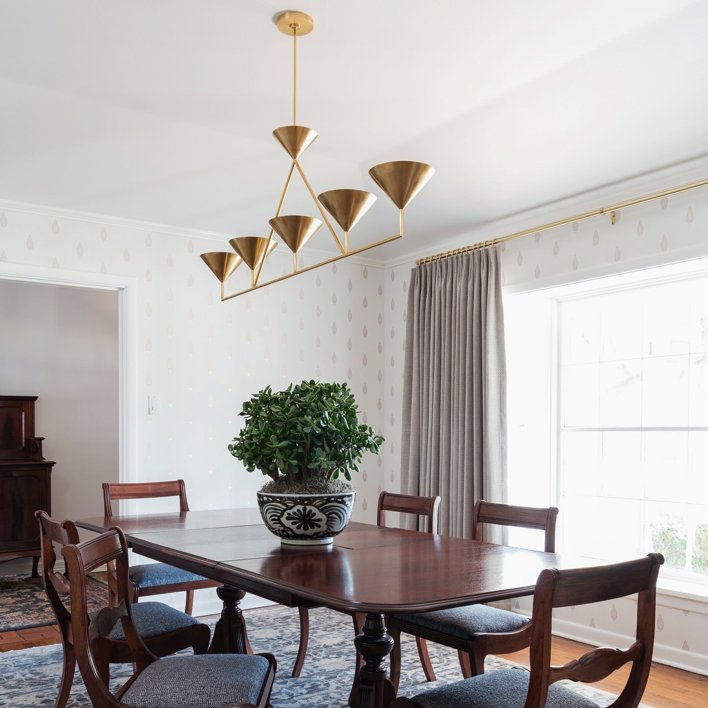 Ulveleth Modern Minimalist Linear Metal Chandelier - Lamp Copper