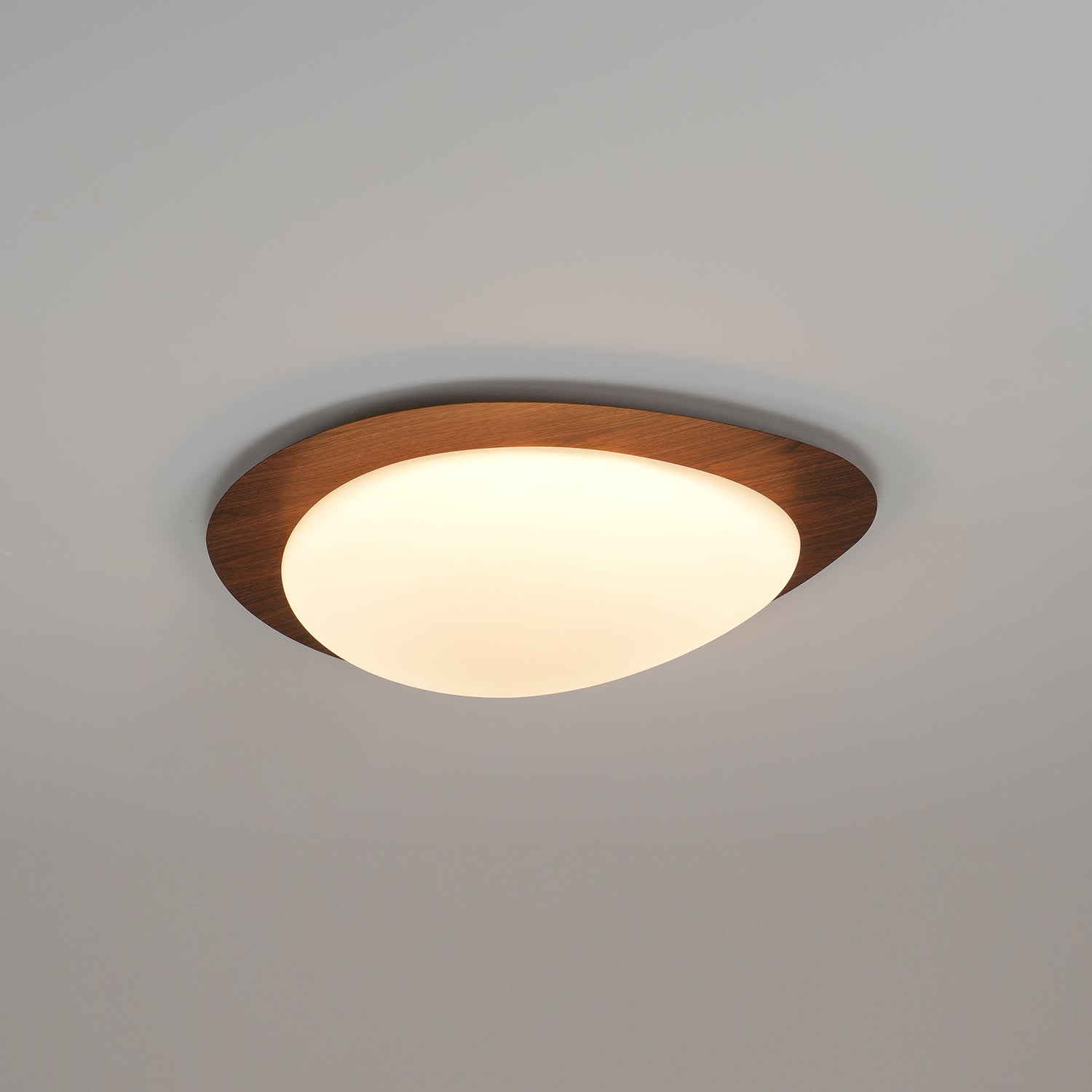 Quisti Pebble Walnut Ceiling Light - Lamp Copper