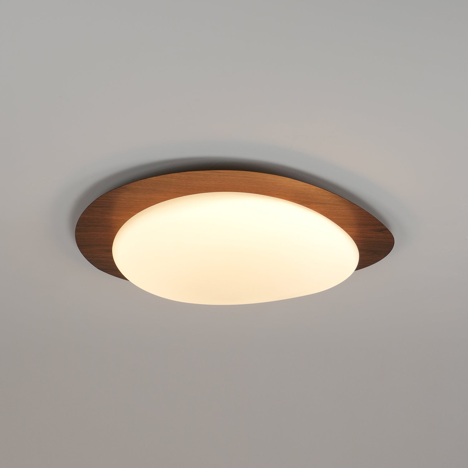 Quisti Pebble Walnut Ceiling Light - Lamp Copper