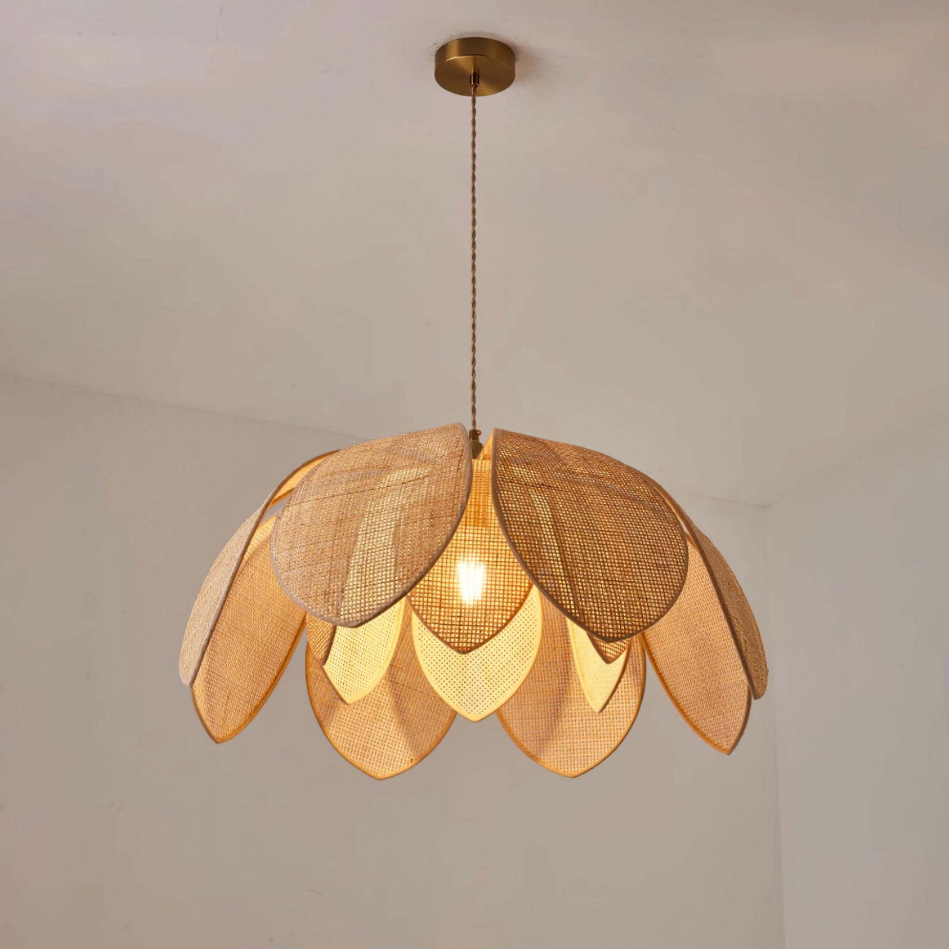 Fionel Rattan Pendant Lamp - Lamp Copper