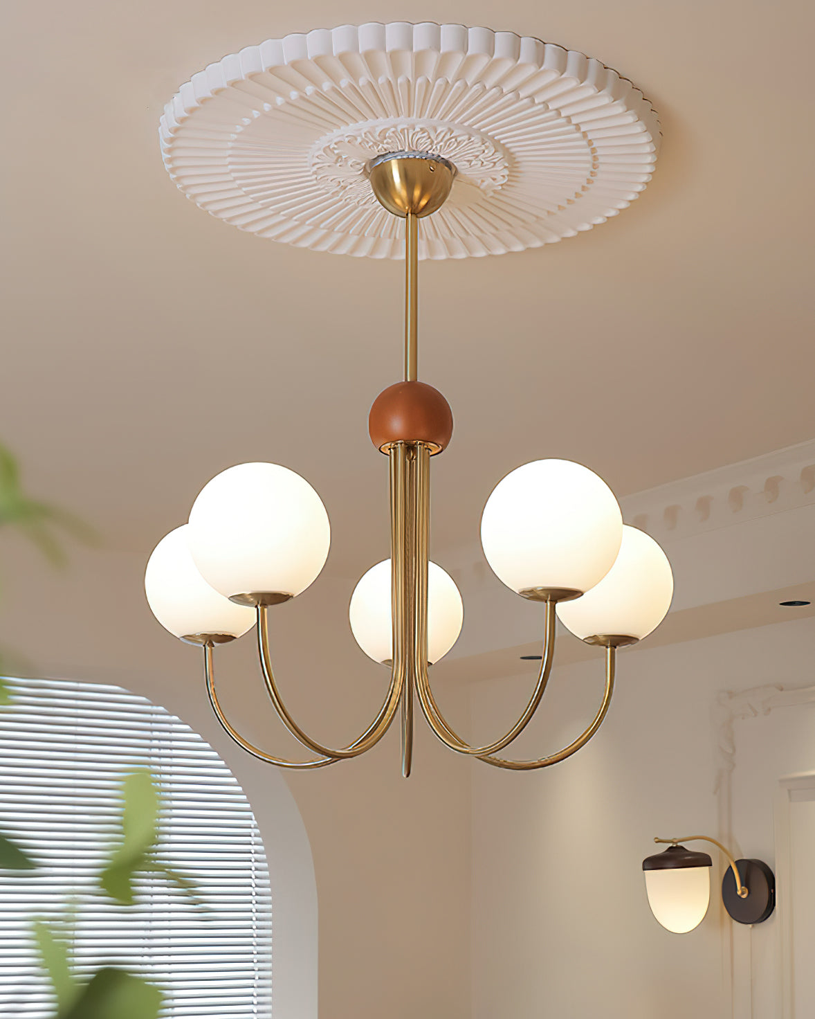 Candil Modern Brass and Globe Glass Chandelier - Lamp Copper