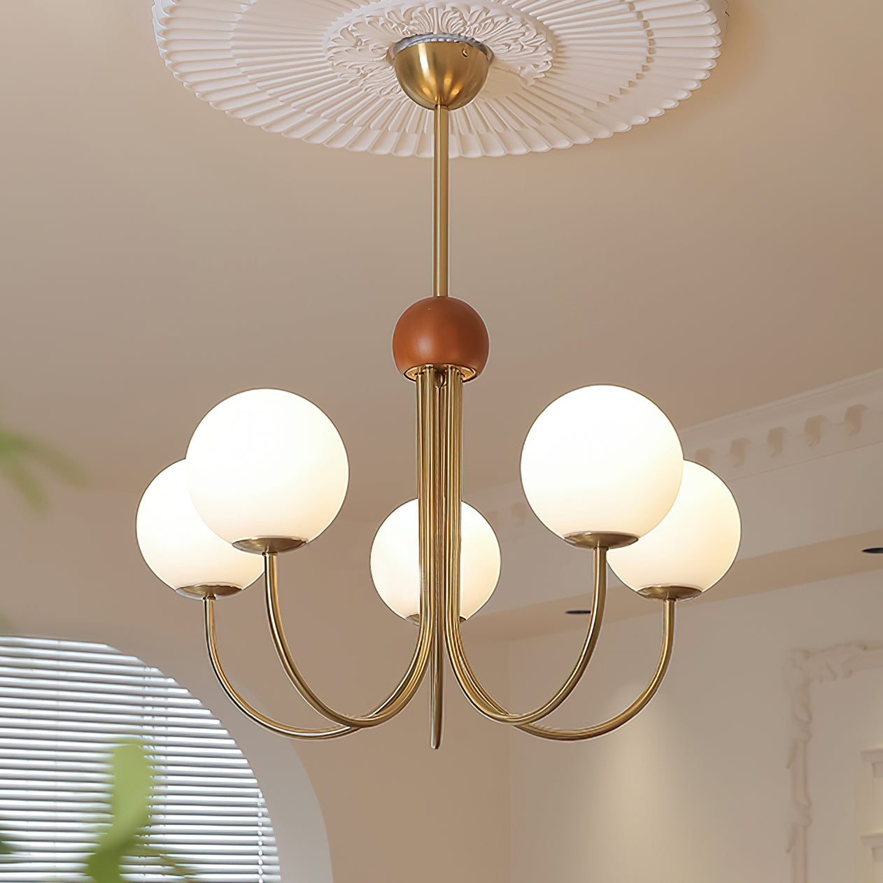 Candil Modern Brass and Globe Glass Chandelier - Lamp Copper