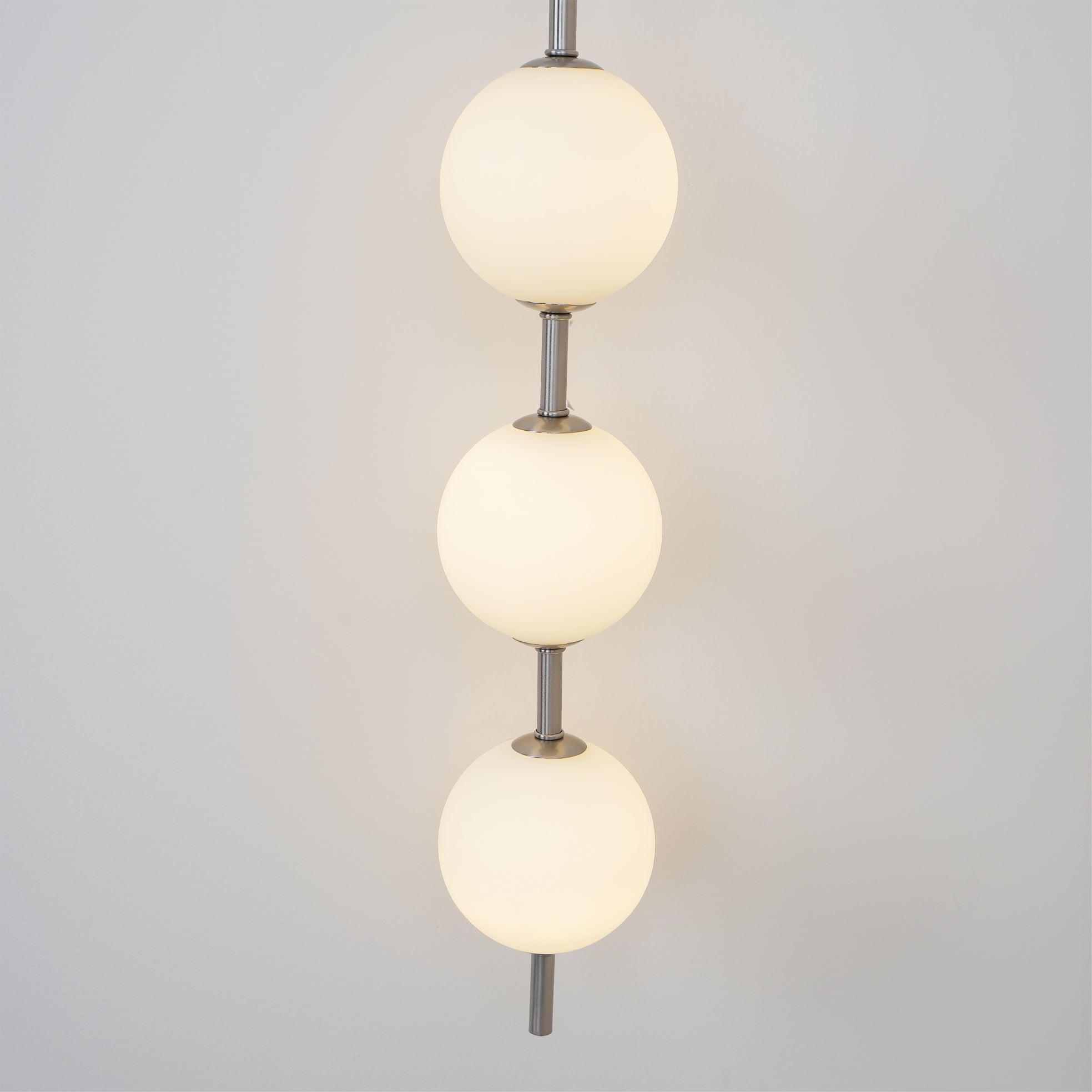 Cerin Vertical Globe Wall Lamp - Lamp Copper