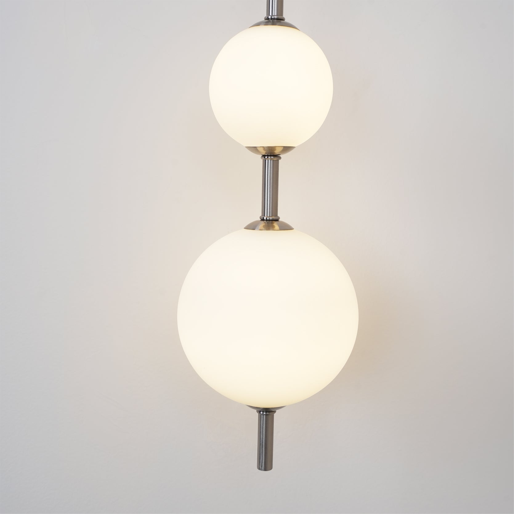 Cerin Vertical Globe Wall Lamp - Lamp Copper