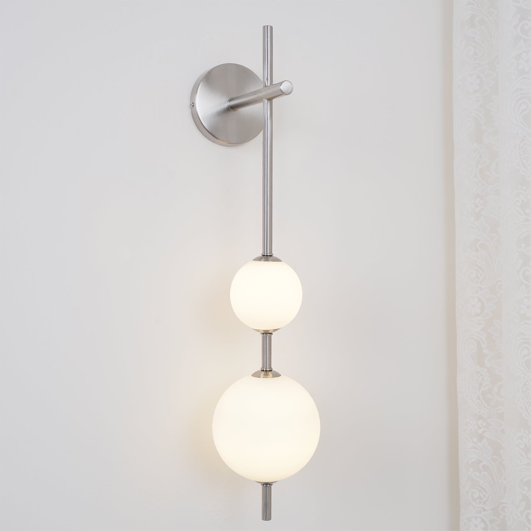 Cerin Vertical Globe Wall Lamp - Lamp Copper