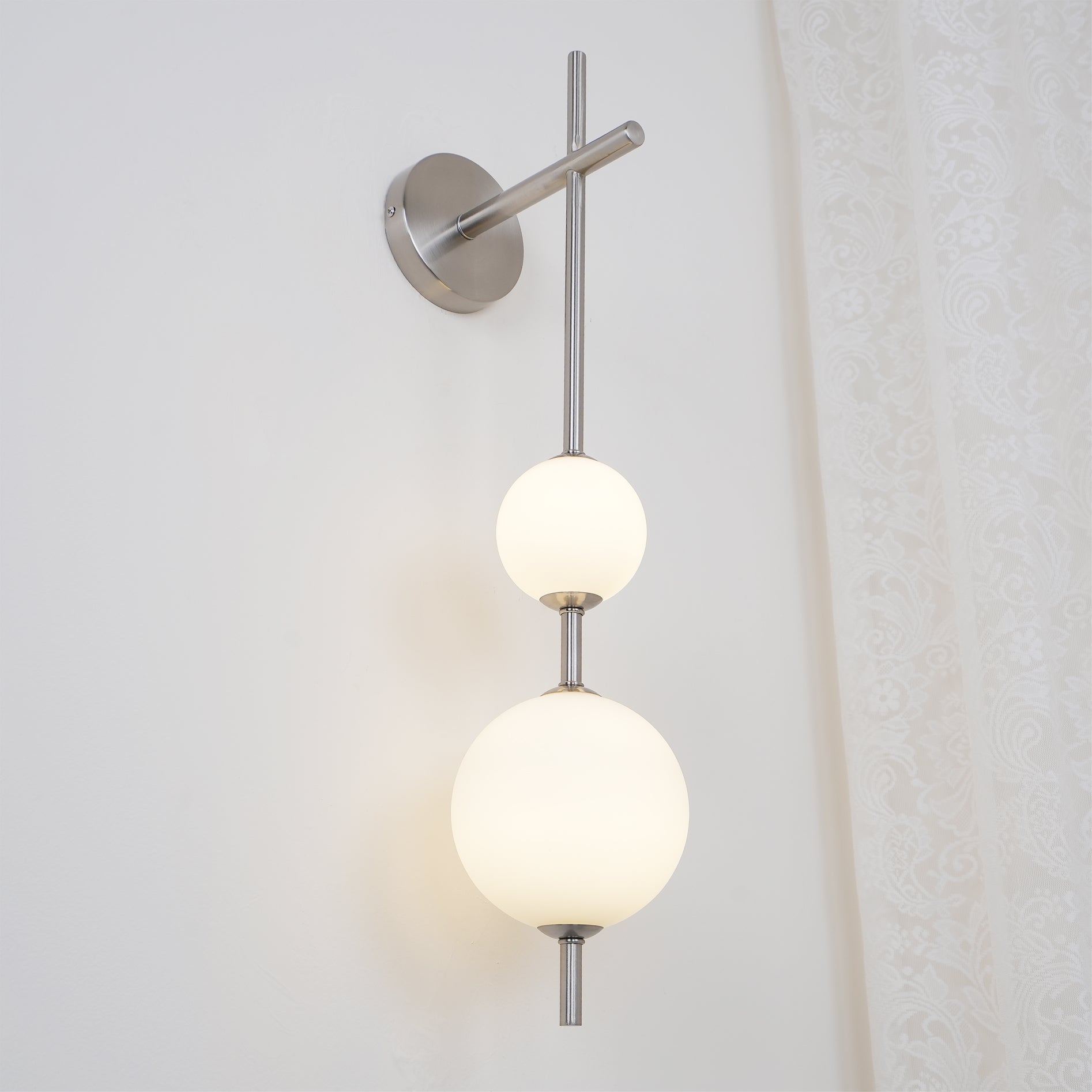 Cerin Vertical Globe Wall Lamp - Lamp Copper
