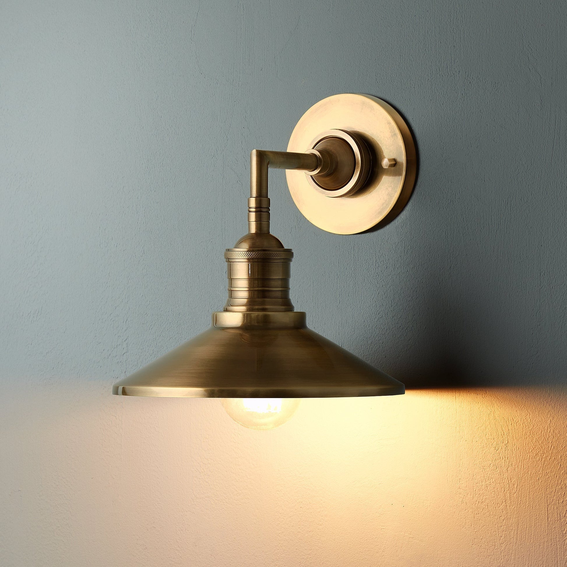 Isadora Brass Indoor Wall Lamp - Lamp Copper