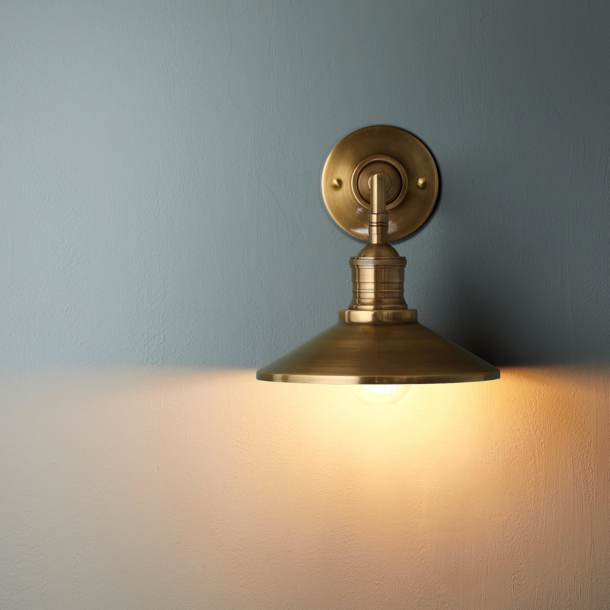 Isadora Brass Indoor Wall Lamp - Lamp Copper