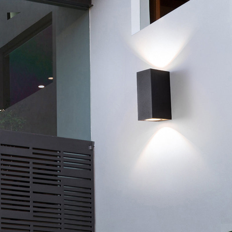 Tavon Minimalist Metal Square Outdoor Wall Lamp, Black - Lamp Copper