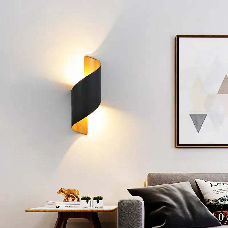 Travin Modern Conch Shape Spiral Outdoor Wall Lamp, Black/White/Gold - Lamp Copper